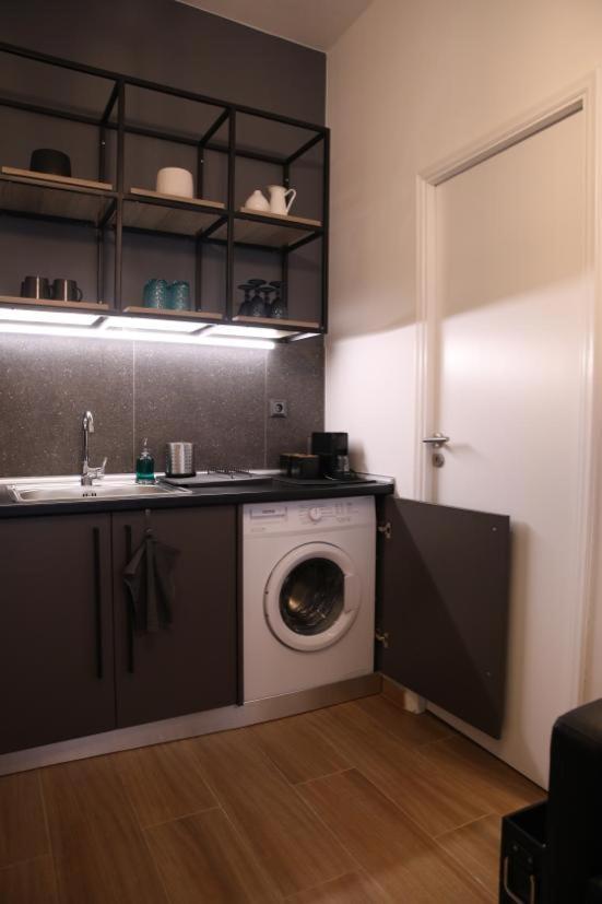 Super Stylish Apartments In The Heart Of Athens! Bagian luar foto
